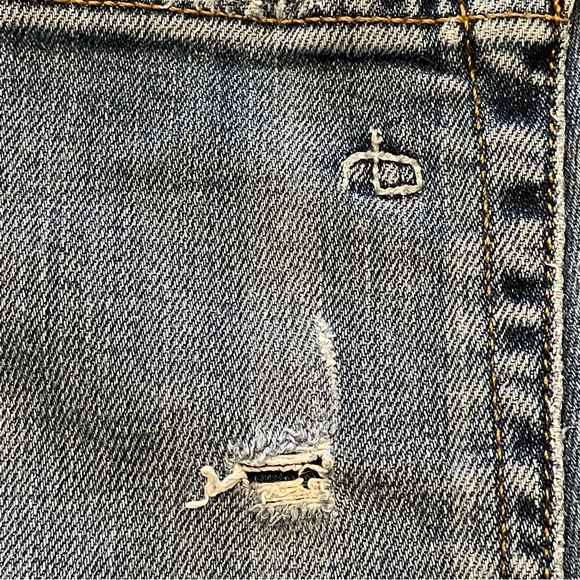 Rag & Bone Distressed Dre Boyfriend Fit Jeans - Picture 10 of 16